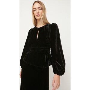 $375 NWT Rhode Aileen Black Velvet Top Sz 4